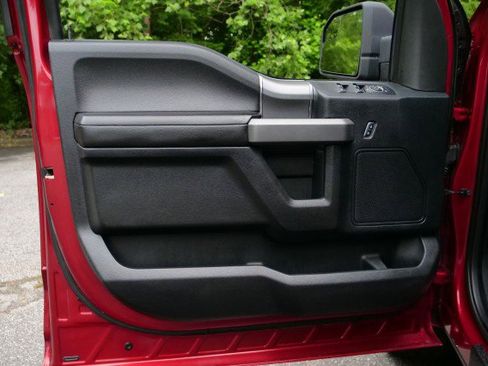 Used 2015 Ford F150 XLT w/ Equipment Group 301A Mid AWD/4WD image 22