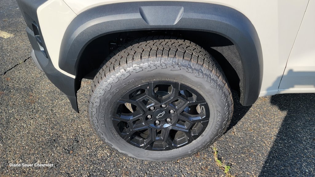 New 2026 Chevrolet Colorado Trail Boss AWD/4WD image 6