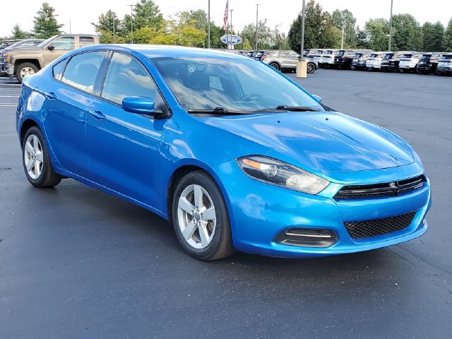 Used 2016 Dodge Dart SXT FWD image 2