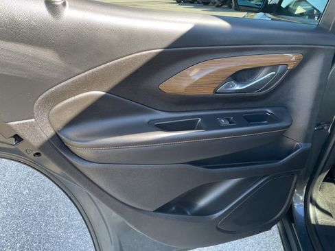 Used 2019 GMC Terrain SLE image 43
