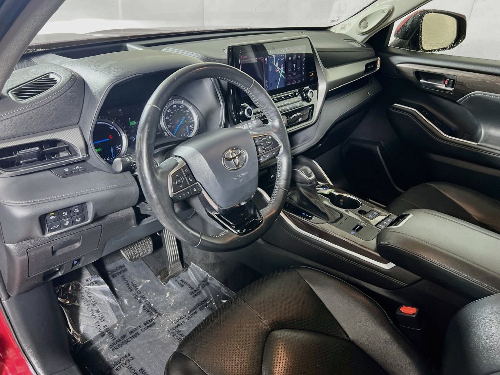 Certified 2021 Toyota Highlander Platinum AWD/4WD image 9