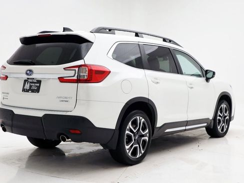 Used 2024 Subaru Ascent Limited image 8