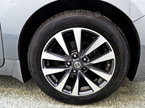 Used 2017 Nissan Altima 2.5 SL w/ 2.5 Technology Package image 22