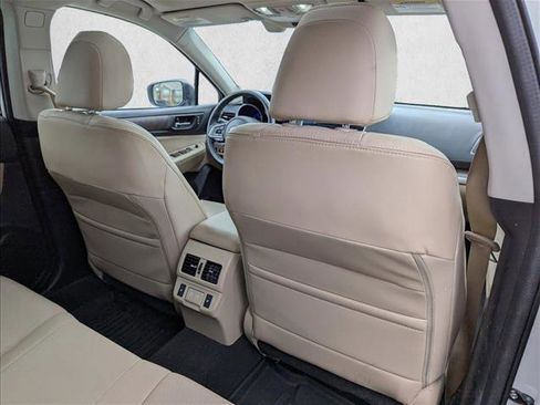 Used 2019 Subaru Outback 2.5i Limited image 30