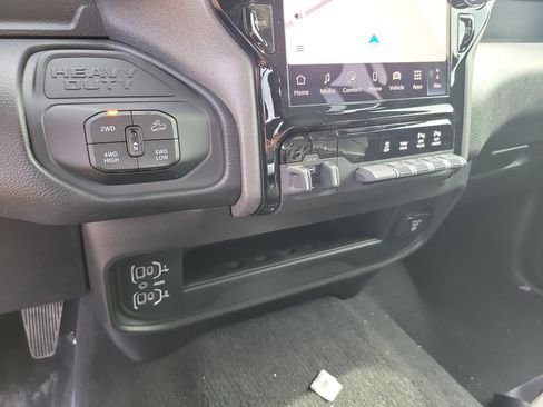 New 2026 RAM 2500 Warlock AWD/4WD image 18
