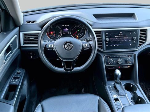 Used 2019 Volkswagen Atlas SE FWD image 6