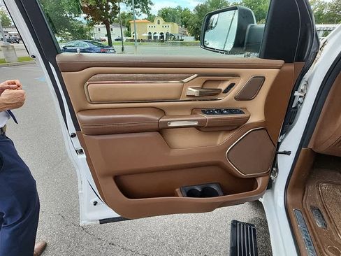 Used 2020 RAM 1500 Limited AWD/4WD image 12