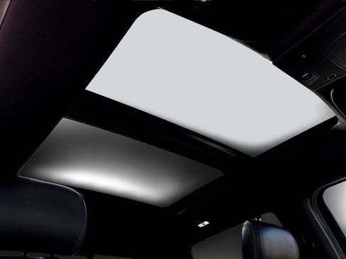 Used 2019 Ford F150 Platinum w/ Equipment Group 701A Luxury image 17