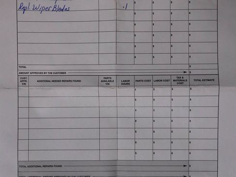 Used 2025 Chevrolet TrailBlazer LT w/ Driver Confidence Package image 5