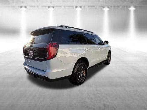 Used 2025 Ford Expedition Tremor AWD/4WD image 4