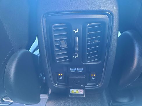 Used 2018 Dodge Durango R/T w/ Trailer Tow Group IV image 38