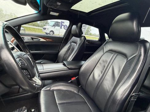 Used 2019 Lincoln MKZ Reserve w/ Reserve Plus Package AWD/4WD image 11