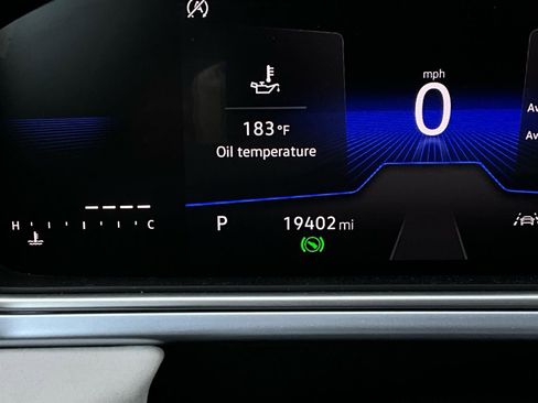 Used 2025 Volkswagen Taos SE image 40