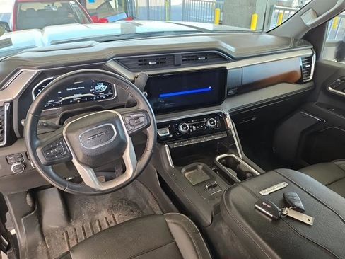 Used 2024 GMC Sierra 2500 Denali w/ Max Trailering Package image 6