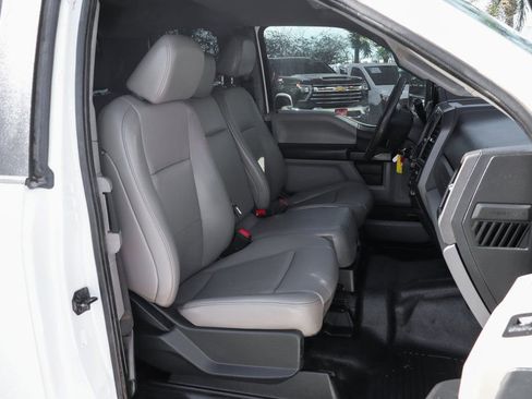 Used 2021 Ford F250 XL w/ Power Equipment Group image 42