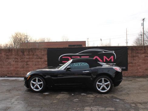 Used 2008 Saturn Sky w/ Premium Trim Package image 3