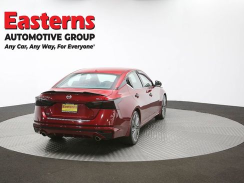 Used 2023 Nissan Altima 2.5 SL FWD image 39