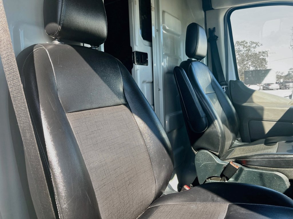 Used 2023 Ford Transit 250 148 High Roof Extended w/ Load Area Protection Package RWD image 26