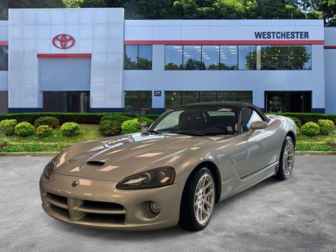 Used 2004 Dodge Viper SRT-10 image 4