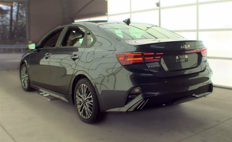 Used 2024 Kia Forte GT-Line w/ GT-Line Premium Package FWD image 8