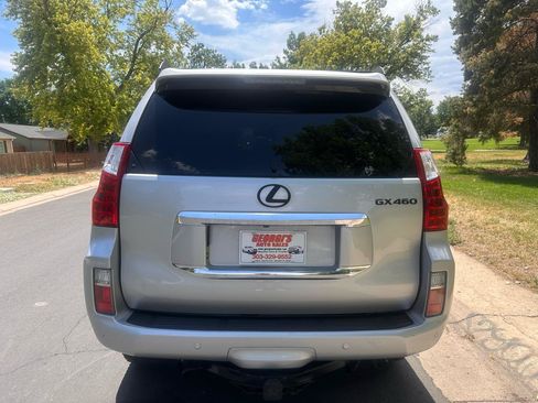Used 2012 Lexus GX 460 w/ Convenience Pkg AWD/4WD image 4