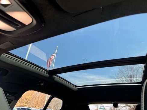 Certified 2024 Volvo XC40 Recharge Plus w/ Protection Package Premier image 15