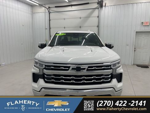 Used 2023 Chevrolet Silverado 1500 LTZ w/ LTZ Premium Package image 7