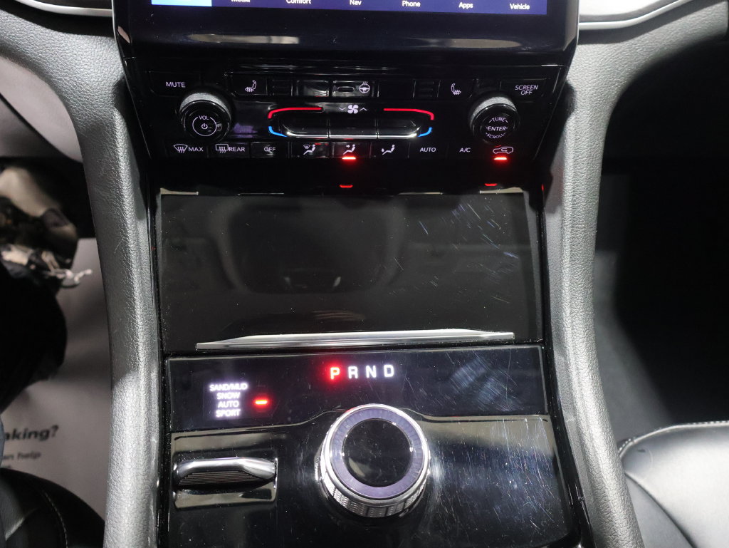 Used 2023 Jeep Grand Cherokee L Limited AWD/4WD image 28