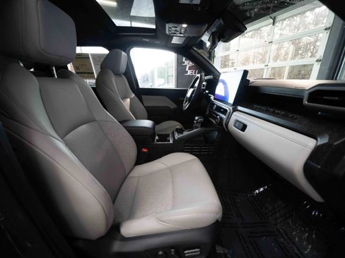 Used 2024 Toyota Tacoma Limited image 26