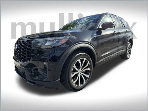 New 2026 Ford Explorer ST-Line image 15