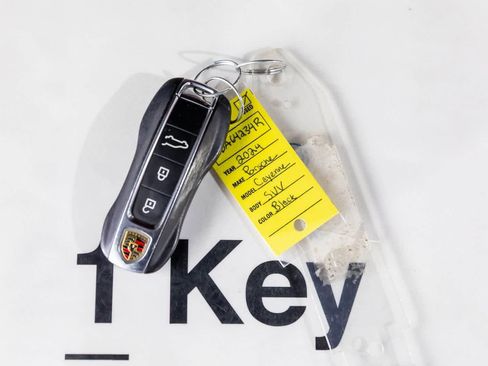 Used 2024 Porsche Cayenne S image 20