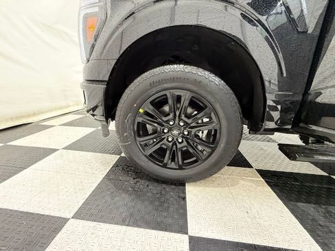 New 2025 Ford F150 Platinum w/ FX4 Off-Road Package image 11