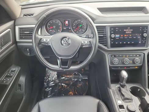 Used 2019 Volkswagen Atlas SE w/ Towing Package image 12
