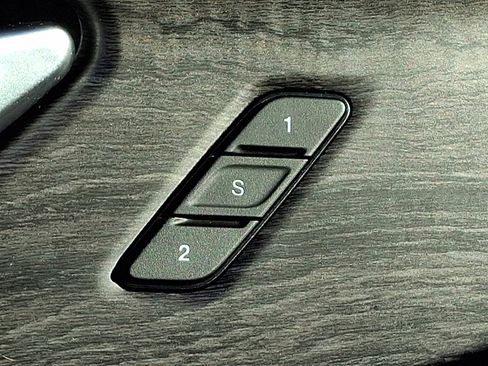 Certified 2023 Jeep Grand Cherokee Limited image 25