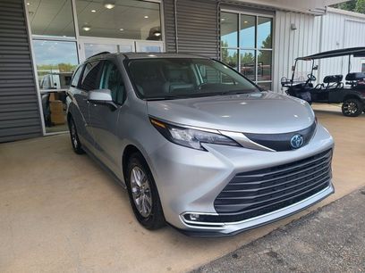 Used 2024 Toyota Sienna XLE