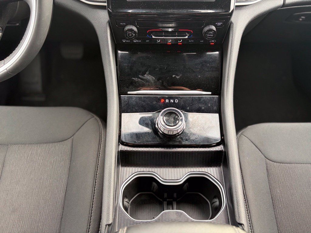 Used 2024 Jeep Grand Cherokee Laredo X AWD/4WD image 28