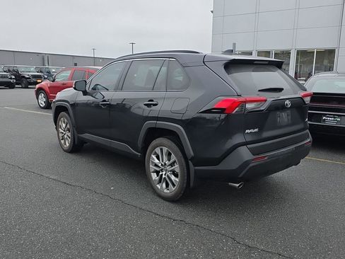 Used 2024 Toyota RAV4 XLE Premium image 17