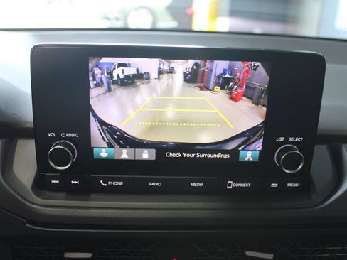 Used 2025 Honda Accord SE image 14