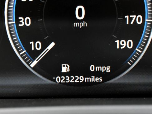 Used 2019 Jaguar XE Prestige image 40