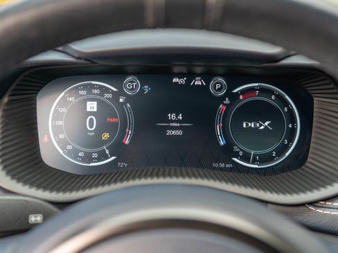 Used 2021 Aston Martin DBX image 6