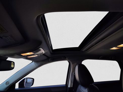 Used 2023 MAZDA CX-5 AWD 2.5 S w/ Preferred Package image 12