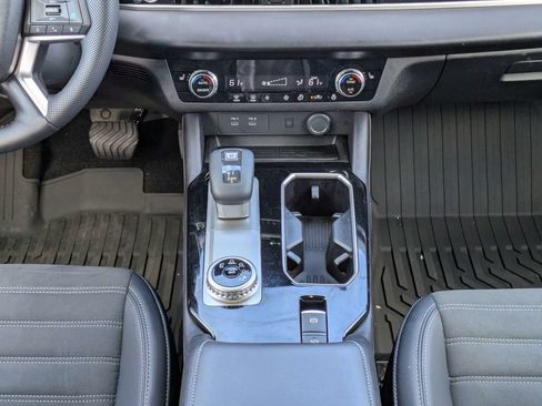 Used 2026 Mitsubishi Outlander SE FWD image 20