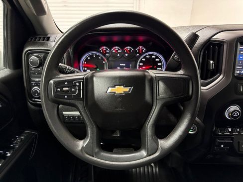 Used 2024 Chevrolet Silverado 2500 W/T w/ WT Convenience Package image 17