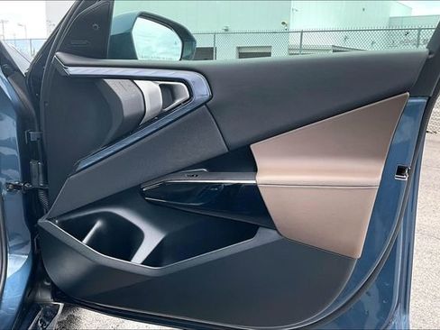 Used 2026 BMW X3 xDrive30 w/ Premium Package image 19