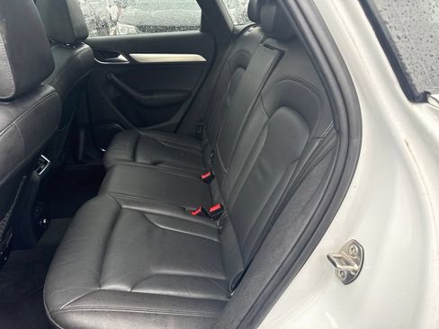 Used 2016 Audi Q3 2.0T Prestige w/ Prestige Package AWD/4WD image 9