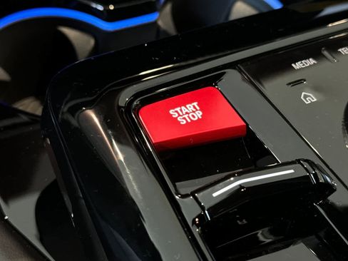 New 2026 BMW M5 w/ Executive Package image 10