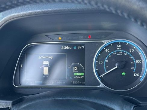 Used 2023 Nissan Leaf SV Plus image 23