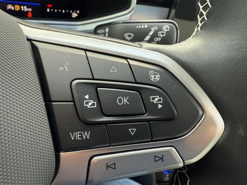 New 2026 Volkswagen Taos SE AWD/4WD image 16