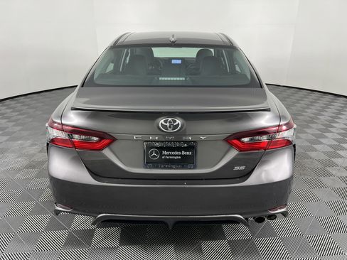 Used 2024 Toyota Camry SE image 10