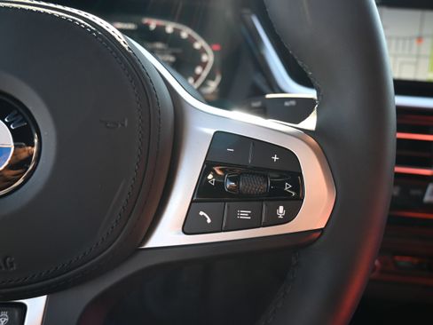 Used 2025 BMW Z4 M40i w/ Premium Package image 25